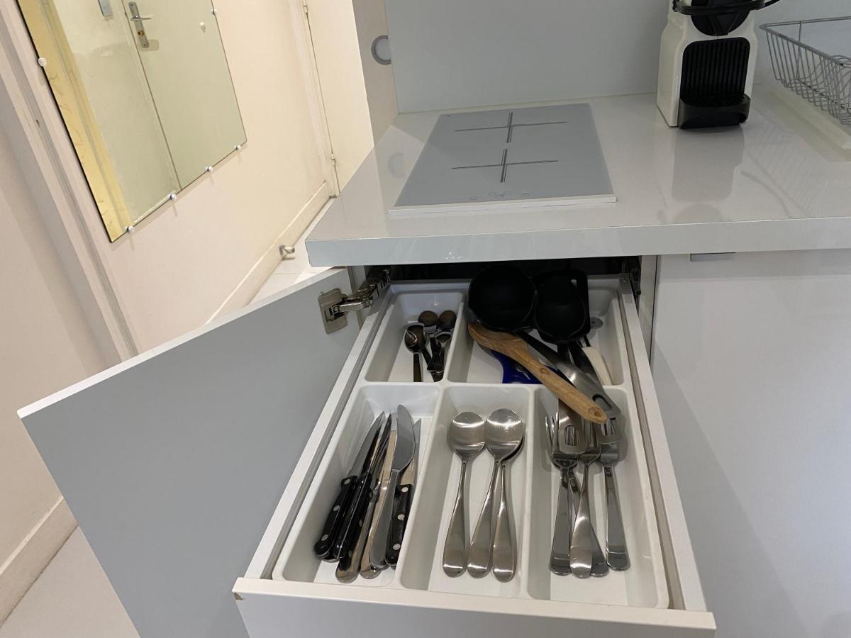 Canal - Gare De L'est Parigi