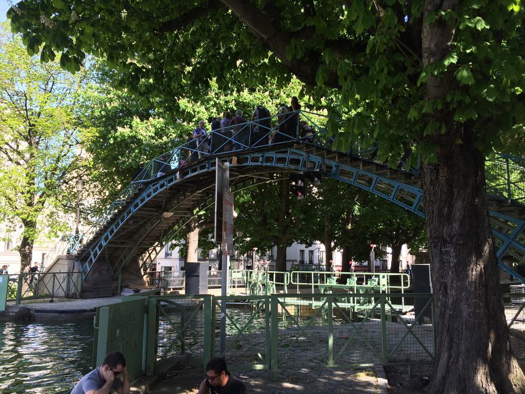 Canal - Gare De L'est Parigi